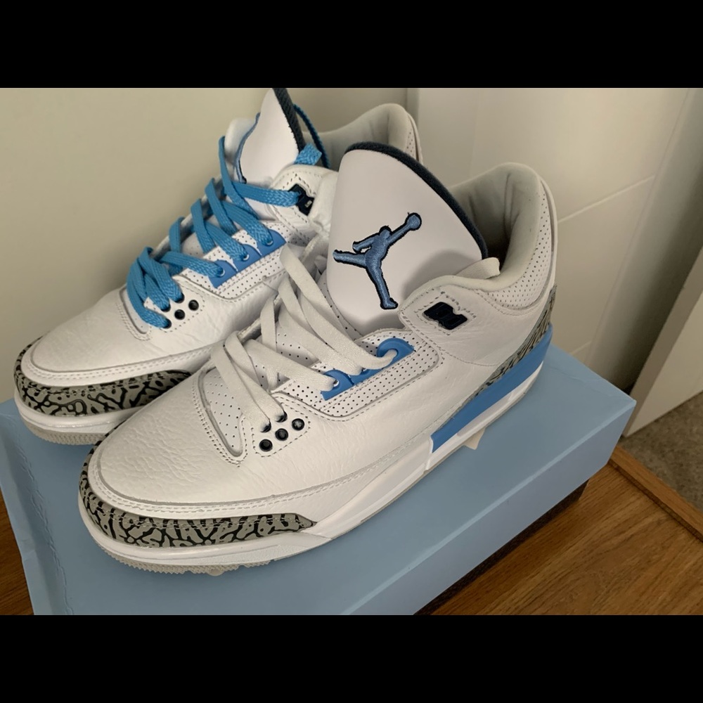 Jordan 3s unc - Picture 4 of 5
